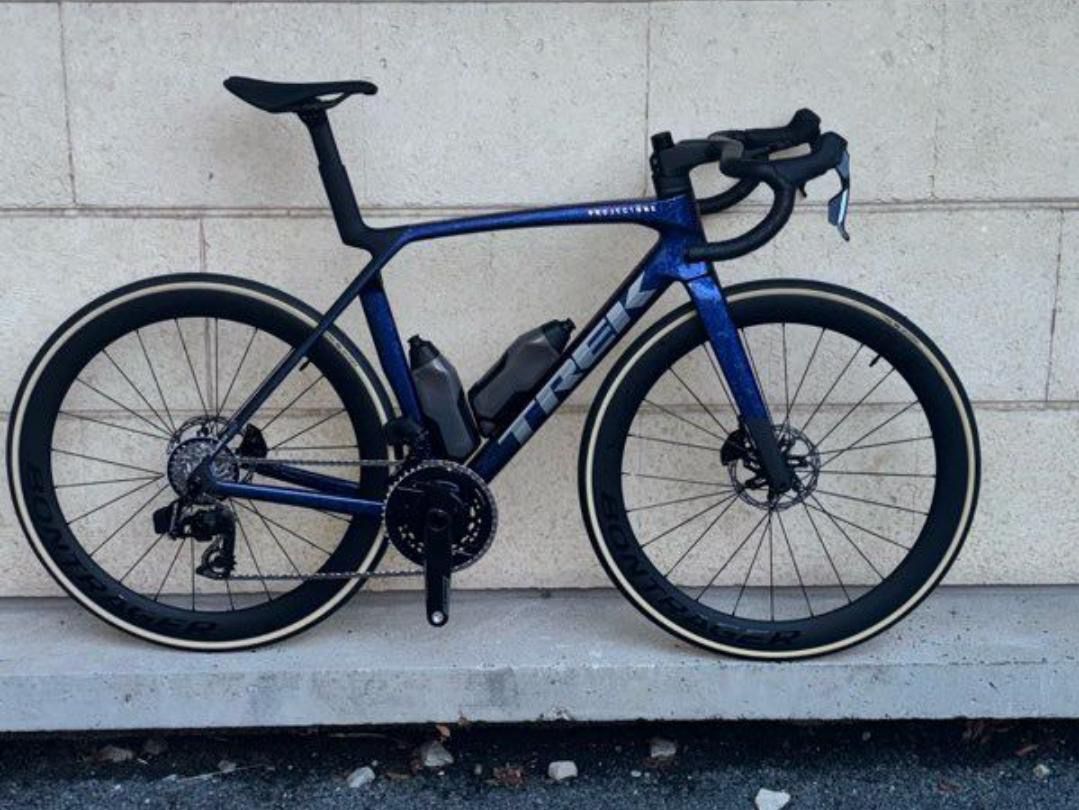 WhatsApp Image 2026-06-21 at 12.37.49 (1) Trek Madone SLR7 GEN 8 AXS annee 2025 – Image 1