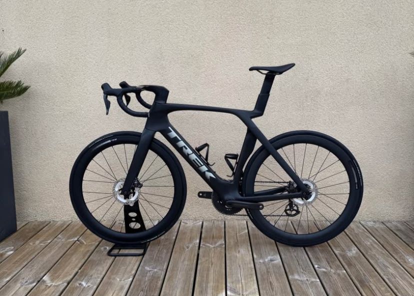 WhatsApp Image 2026-06-21 at 16.40.06 Trek MADONE SLR 7 Gen 7 Project One 2025 – Image 1